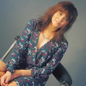 Meet your Posher, Ella